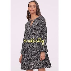 Floral Black/White Daisy Flowy Short H&M DRESS -NWT bohemian